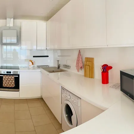 Orange On The Cote D'azur 6br 11pax Ac Private Heated Pool Bbq Mountain View