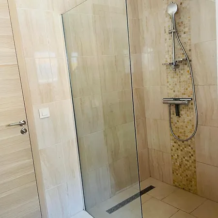 Orange On The Cote D'azur 6br 11pax Ac Private Heated Pool Bbq Mountain View Вилла