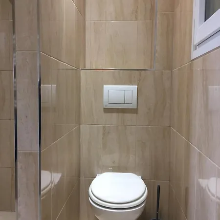 Orange On The Cote D'azur 6br 11pax Ac Private Heated Pool Bbq Mountain View